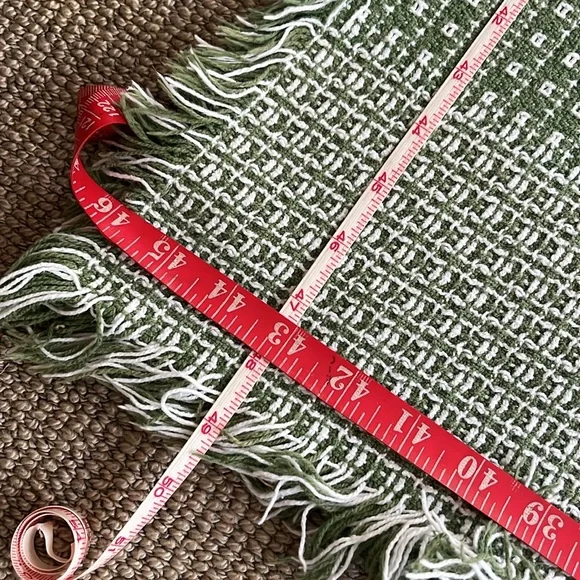 Vermont Country Store Mountain Weavers Tablecloth- Sage - Picture 4 of 6